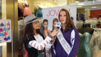 Stephanie Marie Hanvey with Royal International Miss Preteen 2014 Winner