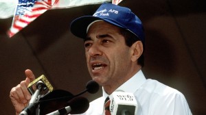 Mario_Cuomo_speaking_at_a_rally_June_20_1991