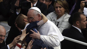 Pope-Francis-Hugging-Child