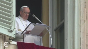 Pope-Francis-at-Window