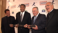 Bernie Williams Honored at Education Benefit Dinner