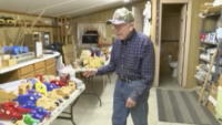 Army Veteran Makes Toys for Kids