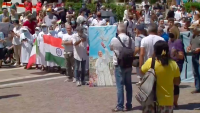 Viva il Papa: Hundreds Gather Outside Rome’s Gemelli Hospital to Greet Pope Francis