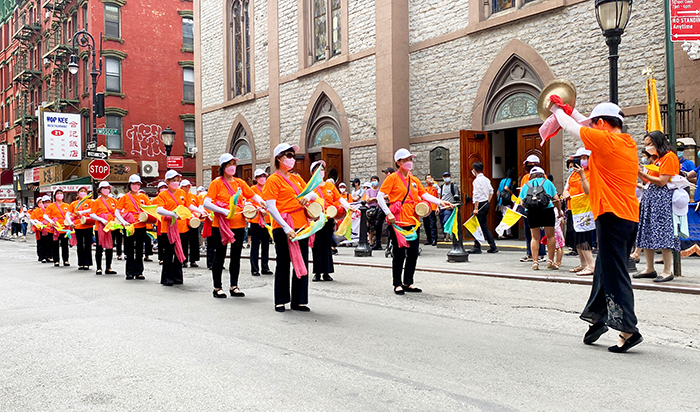 Chinatown Parish Holds First Feast of the Assumption Procession Since COVID